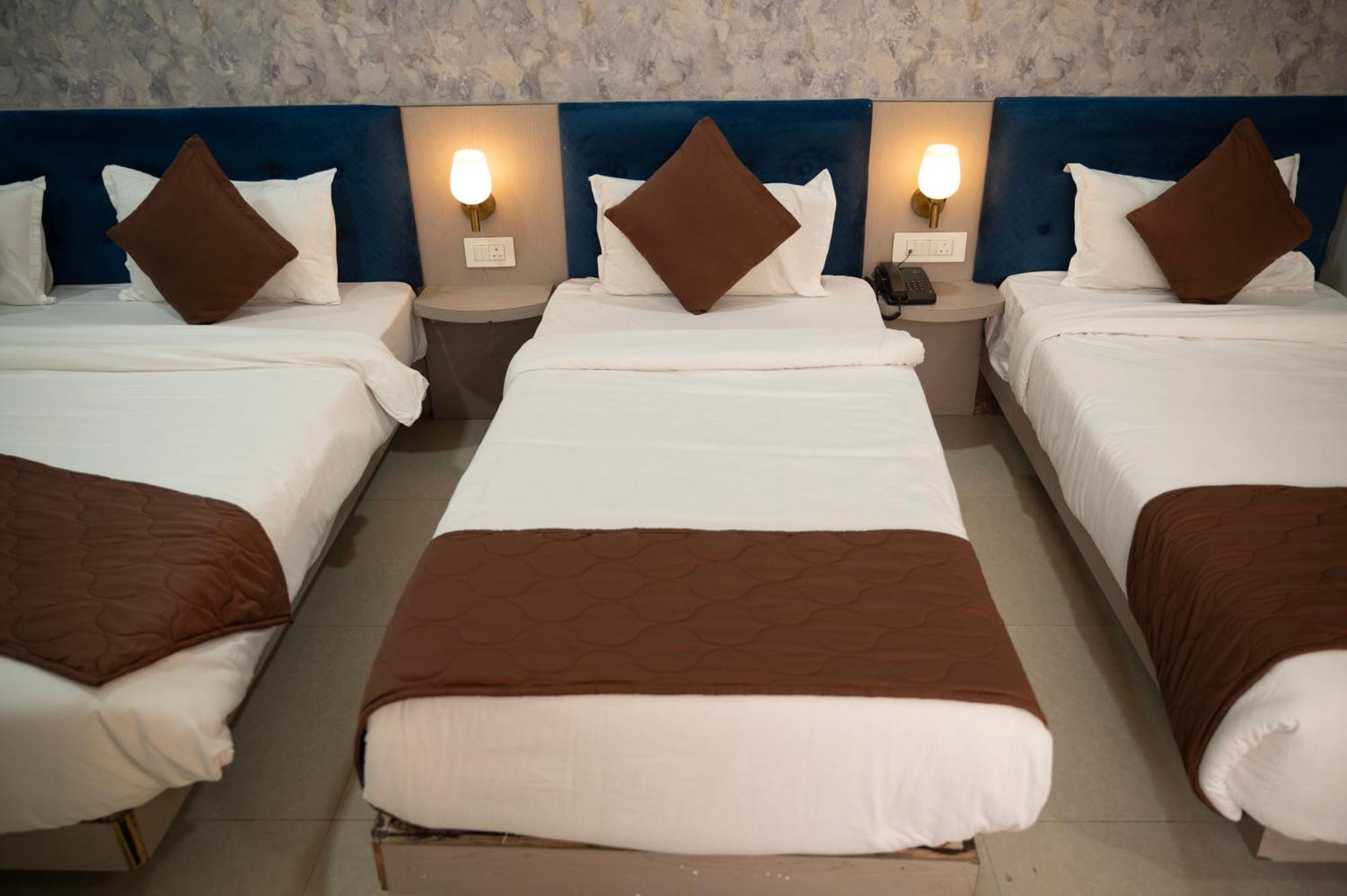 Hotel Manaal Akolia Eksteriør billede